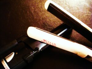 How To…Curl Your Hair With A Hair Straightener Every College Girl