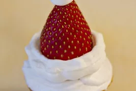 santa hat cupcake